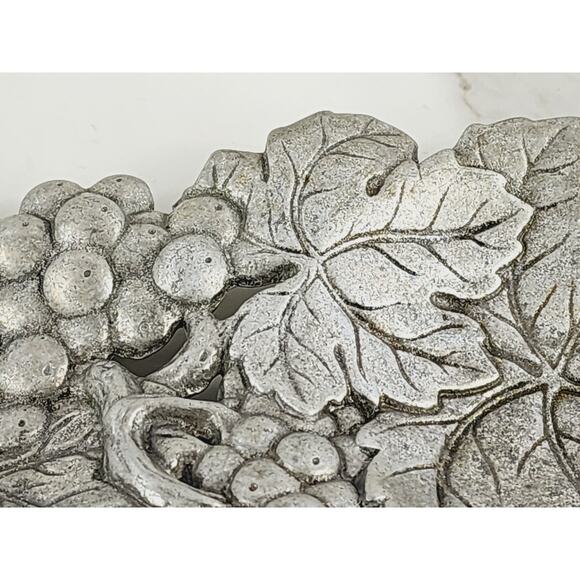 Arthur Court Grape Spoon Rest 8 1/2" 3D Vines Grapes 1993 Dinnerware Aluminum - Picture 5 of 15